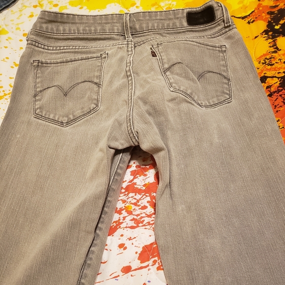 Womens Levi's Skinny Jeans Dark Gray Size 6M /28 - Picture 1 of 2